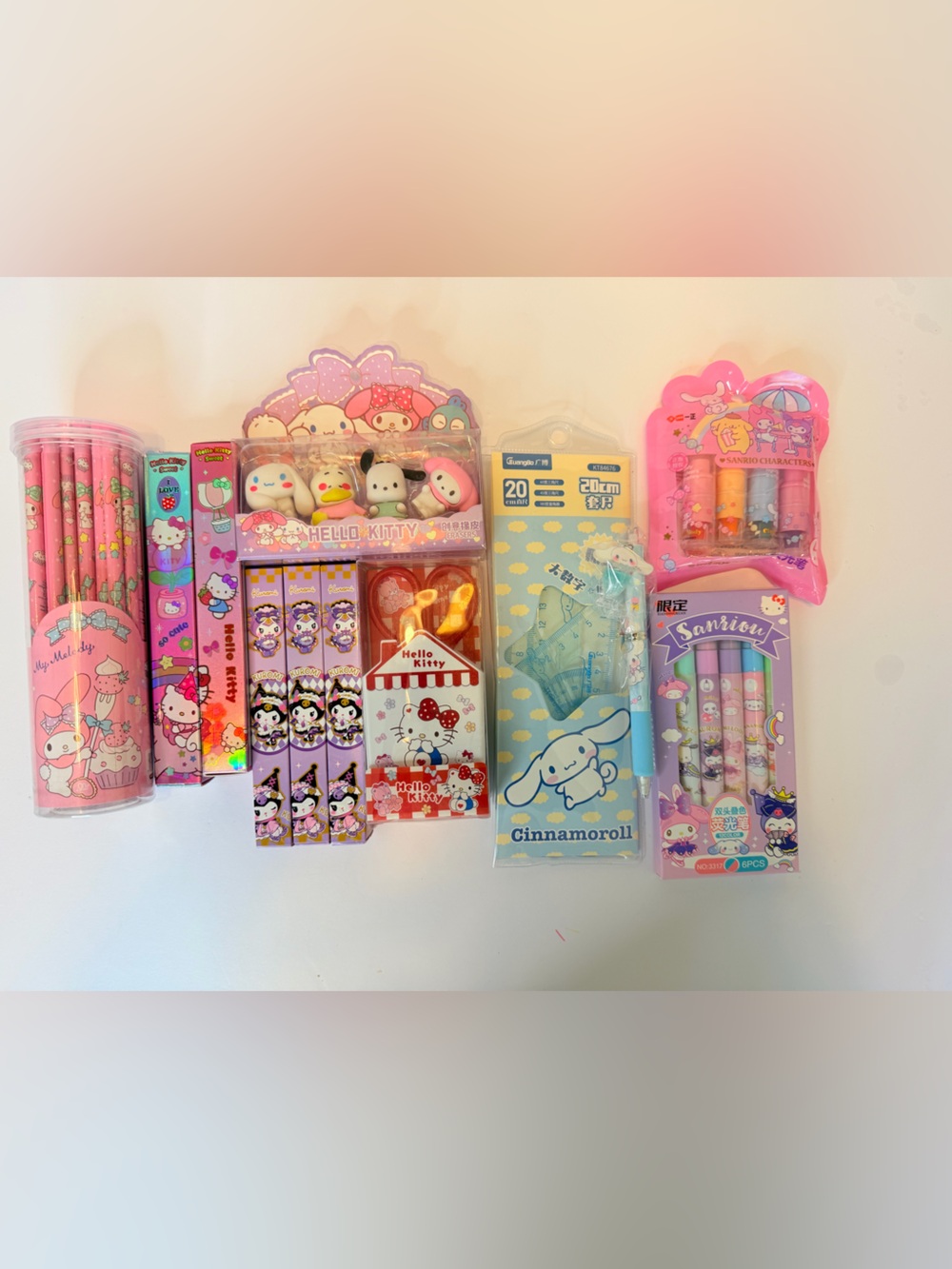 Hello Kitty Kuromi Cinnamon Roll My Melody Stationary, Pencils, Blind Box Pens